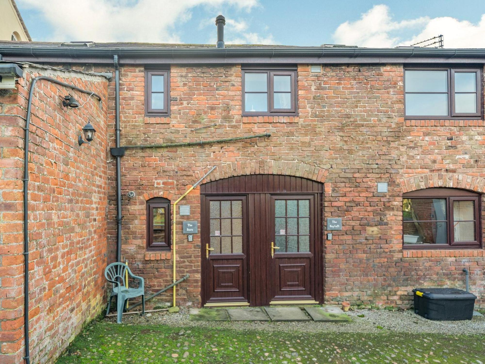 The Barn Villa Poulton-le-Fylde ภายนอก รูปภาพ