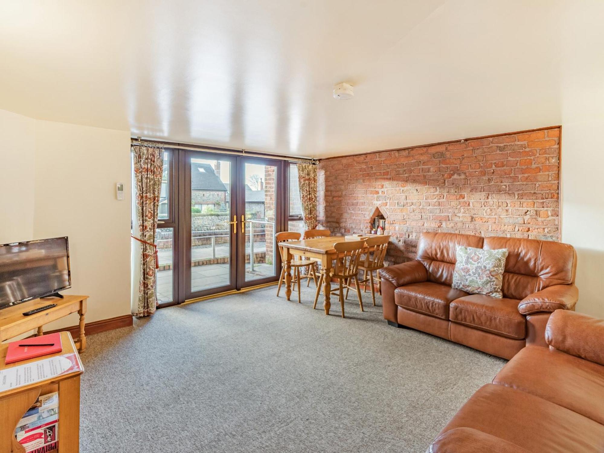 The Barn Villa Poulton-le-Fylde ภายนอก รูปภาพ