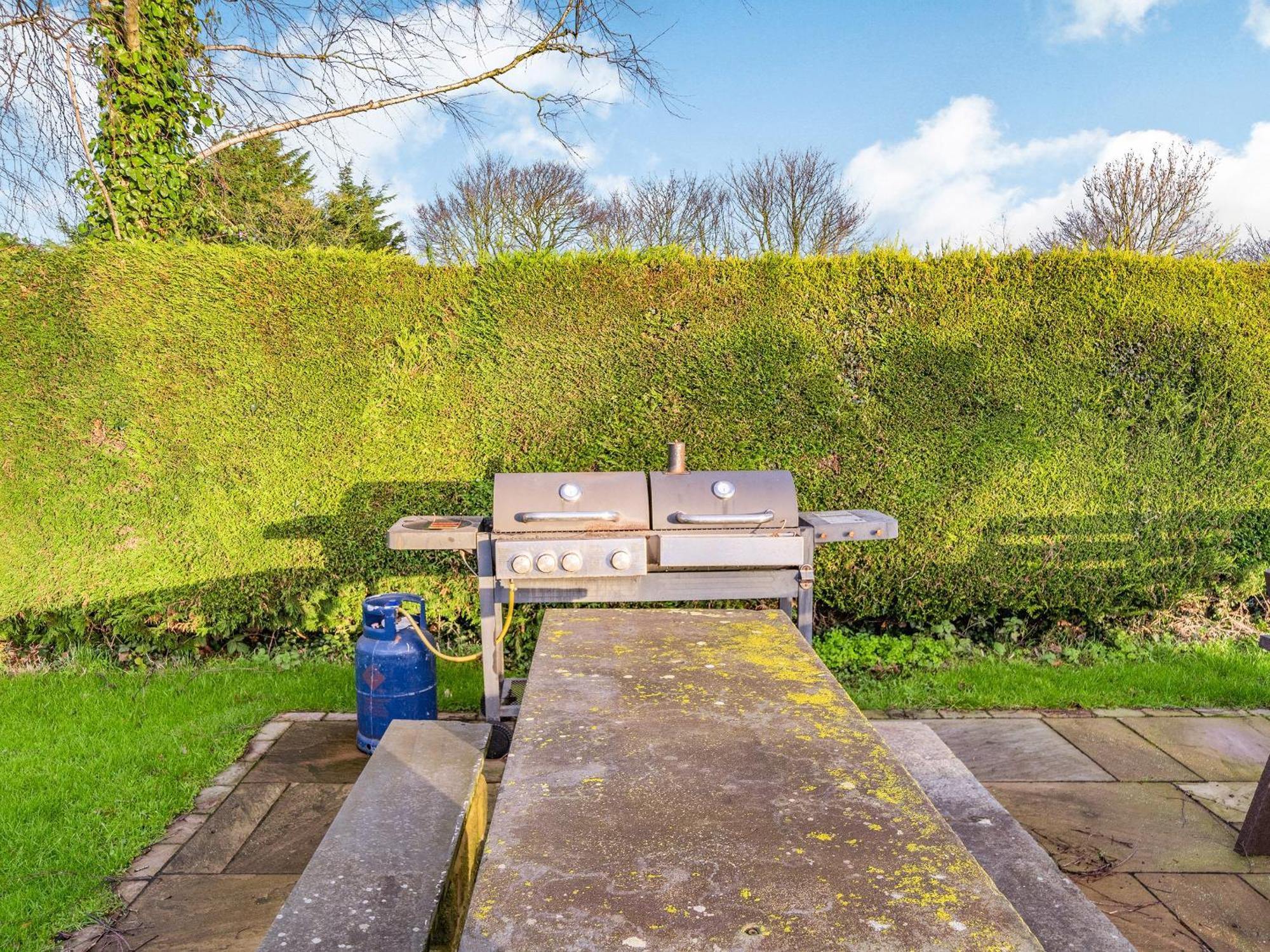 The Barn Villa Poulton-le-Fylde ภายนอก รูปภาพ